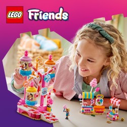 LEGO Friends 42700 Ruota Panoramica Dolci e Cupcake, Giocattolo con Giostra da Luna Park, 3 Mini Bamboline, Regalo Bambini 7+