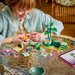 LEGO Friends 42702 Giostra delle Tazze da Tè Floreali, Giocattolo con 3 Mini Bamboline, Cabina Fotografica e Accessori, da 7+