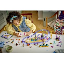 LEGO Friends 42703 Montagne Russe della Sirenetta, Giocattolo Interattivo con 3 Carrozze, Negozio e 5 Mini Bamboline, da 8+