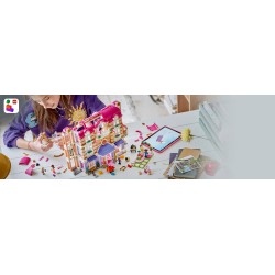 LEGO Friends 42704 Grand Hotel di Heartlake City, Giocattolo con 6 Mini Bamboline, 2 Animali e Accessori, Regalo Bambine 9+