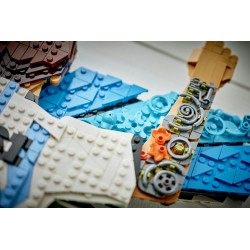 LEGO Editions 43018 Lionel Messi – Celebrazione, Wall Art 3D Fai da Te, Decorazione da Parete, Regalo a Tema Calcio da 14+