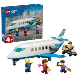 LEGO City 60492 Jet Passeggeri, Modellino di Aereo Giocattolo con 4 Minifigure e Accessori, Giochi Didattici, Regalo per 4+