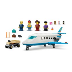 LEGO City 60492 Jet Passeggeri, Modellino di Aereo Giocattolo con 4 Minifigure e Accessori, Giochi Didattici, Regalo per 4+