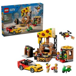 LEGO City 60496 Centro di Consegna Pizze con Veicoli, con Macchina Giocattolo, Scooter, Drone e Cabinato Arcade, Regalo da 6+
