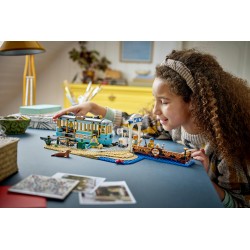 LEGO City Classic 60506 Tram Classico della Spiaggia, Treno Giocattolo con Binari e Scena di Strada, Regalo per Bambini da 7+