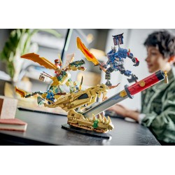 LEGO NINJAGO 71871 Battaglia alla Lama del Drago, Giocattolo con Drago, Action Figure e 4 Minifigure, Regalo per Bambini 9+