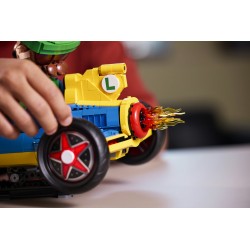 LEGO 72050 Mario Kart: Luigi e Mach 8, Kit per Adulti con Personaggio Nintendo e Auto, Gadget da Collezione, Regalo per Gamer