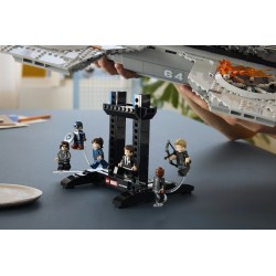 LEGO ǀ Marvel 76354 Elivelivolo S.H.I.E.L.D. - Kit di Modellismo per Adulti con 6 Minifigure, Regalo per i Fan degli Avengers