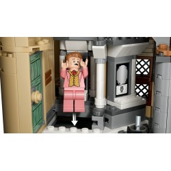 LEGO Harry Potter 76473 Castello di Hogwarts: Ala Est, Giocattolo con 13 Minifigure e Patronus da Collezione, Regalo da 10+