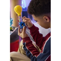 LEGO Fortnite 77080 Consegna di Rifornimenti, Giocattolo con 3 Minifigure e Accessori, Decorazione Gaming Room, Regalo 10+