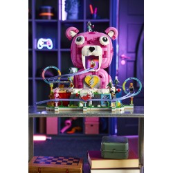 LEGO Fortnite 77082 Tana Strana, Giocattolo con Modello di Parco Giochi e 6 Minifigure, Regalo per Gamer Bambini da 12 Anni