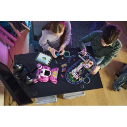 LEGO Fortnite 77082 Tana Strana, Giocattolo con Modello di Parco Giochi e 6 Minifigure, Regalo per Gamer Bambini da 12 Anni
