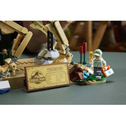 LEGO Jurassic World 77985 Fossili di Dinosauro: Triceratopo, Kit Modellismo per Adulti con Minifigure, Idea Regalo per Fan