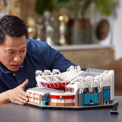 LEGO Creator Expert 10272  Old Trafford - Manchester United - usato completo senza scatola con istruzioni originali