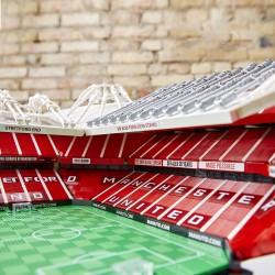 LEGO Creator Expert 10272  Old Trafford - Manchester United - usato completo senza scatola con istruzioni originali