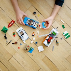 LEGO 31108 Creator Vacanze in Roulotte - Usato con istruzioni originali - senza scatola