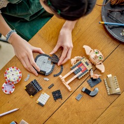 LEGO Harry Potter 76421 Dobby l'Elfo Domestico, Modello Snodabile di Personaggio Iconico, Gioco da Collezione, Regalo 8+ Anni