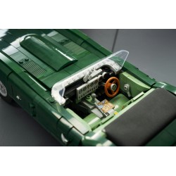 LEGO Icons 11381 Jaguar E-Type, Modellino per Adulti di Auto con Motore 6 Cilindri e Kit di Attrezzi, Regalo da Collezione