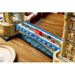 LEGO Architecture 21067 Tower Bridge, Kit Modellismo per Adulti Fai da Te, Miniatura Monumento 3D, Idea Regalo da Collezione