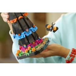LEGO Ideas 21372 La Catrina, Kit Modellismo per Adulti con Scheletro, Fiori Finti e Farfalle Monarca, Idea Regalo Fai da Te
