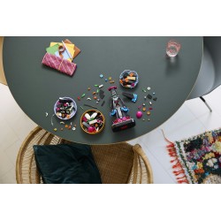 LEGO Ideas 21372 La Catrina, Kit Modellismo per Adulti con Scheletro, Fiori Finti e Farfalle Monarca, Idea Regalo Fai da Te