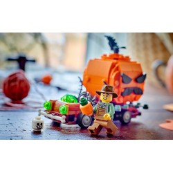 LEGO 40822 Furgone di Halloween Giocattolo, Kit Arti e Mestieri con Zucca e Minifigure del Contadino, Regalo per Bambini 8+