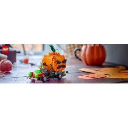 LEGO 40822 Furgone di Halloween Giocattolo, Kit Arti e Mestieri con Zucca e Minifigure del Contadino, Regalo per Bambini 8+