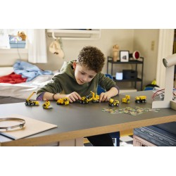 LEGO Technic 42233 Macchine Potenti, Scatole a Sorpresa con 1 di 8 Giocattoli Casuali da Collezione, Regali per Bambini da 7+