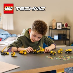 LEGO Technic 42233 Macchine Potenti, Scatole a Sorpresa con 1 di 8 Giocattoli Casuali da Collezione, Regali per Bambini da 7+