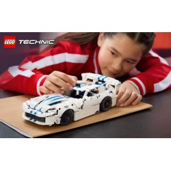 LEGO Technic 42234 Auto Sportiva Dodge Viper GTS-R, Macchina Giocattolo con Motore V10, Sterzo e Differenziale, Regalo da 10+