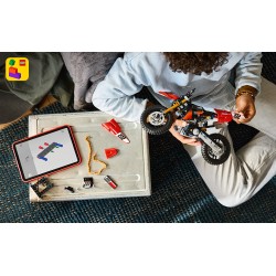 LEGO Technic 42238 Moto Ducati Desmo450 MX Factory, Kit di Modellismo con Moto Giocattolo da Collezione, Regalo Bambini 10+