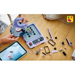 LEGO Editions 43029 La Mezzaluna del Concerto di Olivia Rodrigo, Kit con Giradischi, Vinile e Minifigure, Regalo da 14+ Anni
