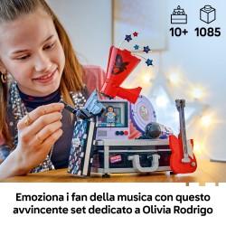 LEGO Editions 43030 La Valigetta Segreta di Olivia Rodrigo, Valigia Giocattolo con Microfono, Disco, Megafono, TV, Regalo 10+