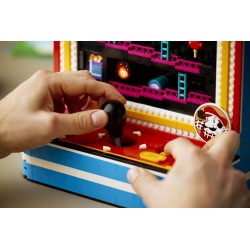 LEGO Super Mario 72051 Donkey Kong Arcade, Kit Modellismo per Adulti con Joystick e Barili, Idea Regalo da Collezione per Fan
