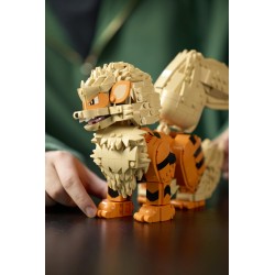 LEGO Pokémon 72160 Arcanine, Action Figure da Costruire per Adulti con Parti Snodabili, Idea Regalo per Gamer da Collezione