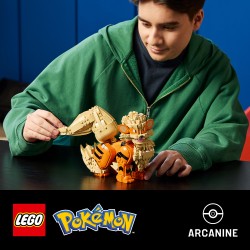 LEGO Pokémon 72160 Arcanine, Action Figure da Costruire per Adulti con Parti Snodabili, Idea Regalo per Gamer da Collezione