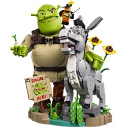 LEGO 72423 Shrek, Ciuchino e Gatto con gli Stivali, Kit Modellismo per Adulti da Esposizione con 3 Personaggi, Regalo per Fan