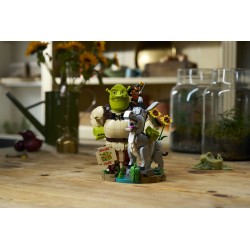 LEGO 72423 Shrek, Ciuchino e Gatto con gli Stivali, Kit Modellismo per Adulti da Esposizione con 3 Personaggi, Regalo per Fan