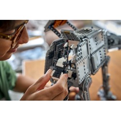 LEGO Star Wars 75454 AT-AT Imperial Remnant con INT-4, Kit con Navetta, Speeder Bike, 6 Minifigure e 1 Figura, Regalo da 10+