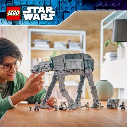 LEGO Star Wars 75454 AT-AT Imperial Remnant con INT-4, Kit con Navetta, Speeder Bike, 6 Minifigure e 1 Figura, Regalo da 10+