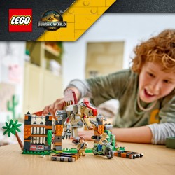 LEGO Jurassic World 77982 Fuga dal Dinosauro Spinosauro, Giocattolo Interattivo con Dino, Moto e 2 Minifigure, Regalo da 9+