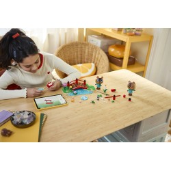 LEGO 77059 Animal Crossing Una Giornata all'Aria Aperta per Mirco e Marco, Action Figure di Procioni con Accessori, Regalo 10+