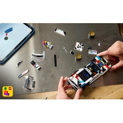 LEGO 77263 Speed Champions BMW M3 (E30), Macchina Giocattolo con Minifigure da Collezione, Regalo per Bambini e Fan da 9 Anni