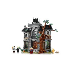 LEGO Icons 11383 Maniero della Sindaca, Modellino di Casa per Adulti con Interni in Stile Gotico e 3 Minifigure, Idea Regalo