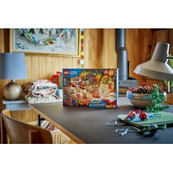 LEGO City 60510 Calendario dell'Avvento 2026, Giochi per Bambini da 5+ per Countdown di Natale, Idea Regalo con 24 Sorprese