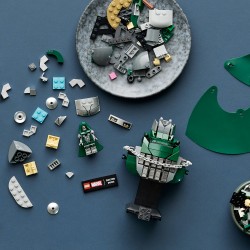 LEGO | Marvel 76345 Busto del Dottor Destino, Kit di Modellismo per Adulti da Esposizione con Minifigure, Regalo Fan del Film