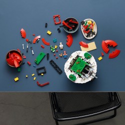 LEGO Pokémon 72154 Momenti Allenatore Iconici: Poké Ball, Kit per Adulti con Pikachu, Eevee e 2 Minifigure, Regalo per Gamer