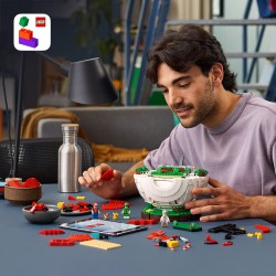 LEGO Pokémon 72154 Momenti Allenatore Iconici: Poké Ball, Kit per Adulti con Pikachu, Eevee e 2 Minifigure, Regalo per Gamer