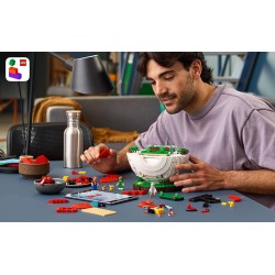 LEGO Pokémon 72154 Momenti Allenatore Iconici: Poké Ball, Kit per Adulti con Pikachu, Eevee e 2 Minifigure, Regalo per Gamer