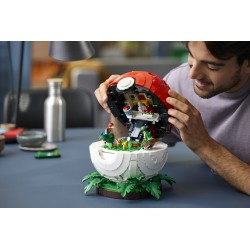 LEGO Pokémon 72154 Momenti Allenatore Iconici: Poké Ball, Kit per Adulti con Pikachu, Eevee e 2 Minifigure, Regalo per Gamer